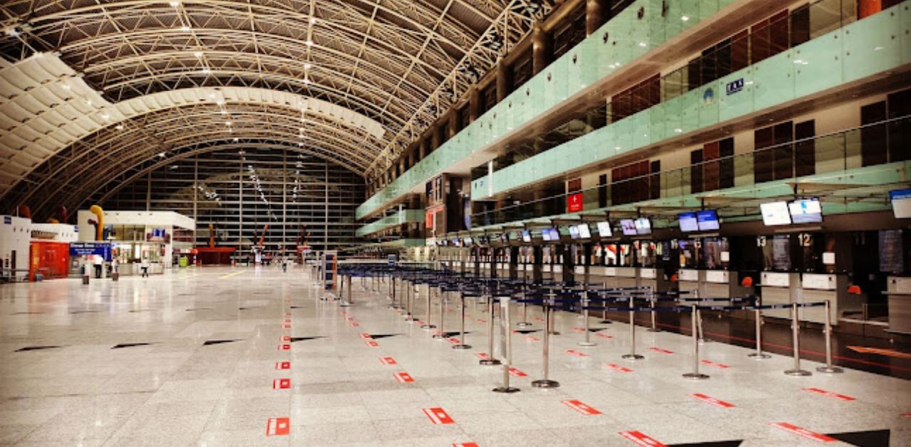 Aeromexico Airlines ADB Airport Terminal